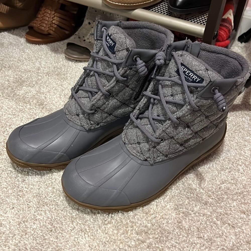Sperry duck boots
